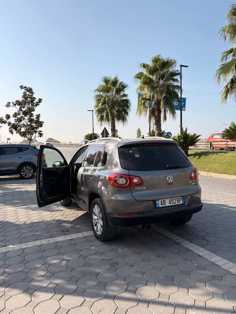 Rent a car in Tirana
