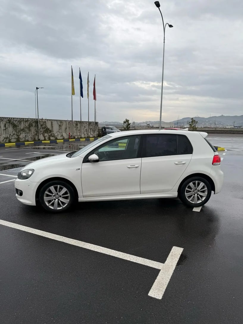 Louer une voiture à Durrës