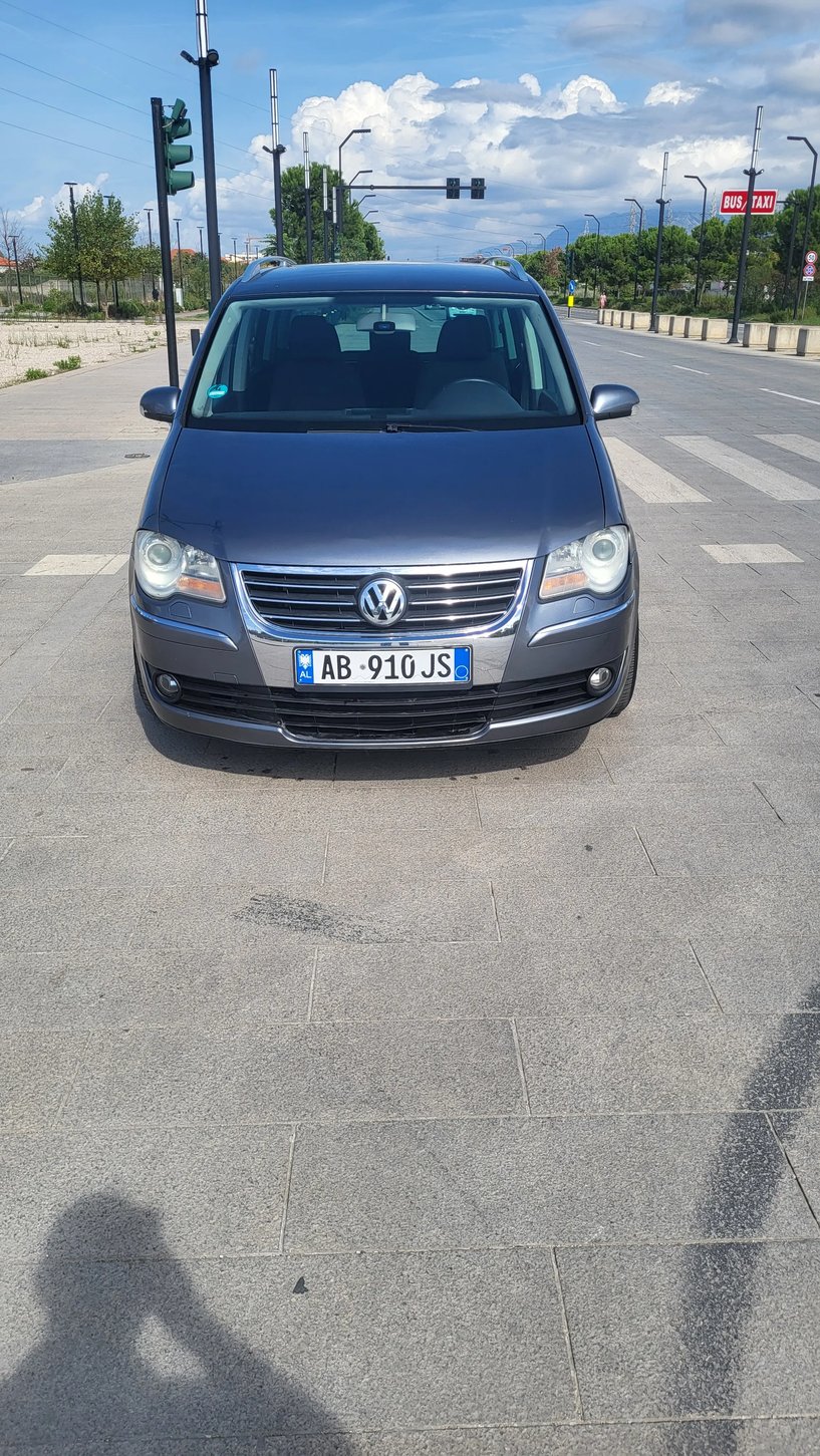Rent a car in Tirana