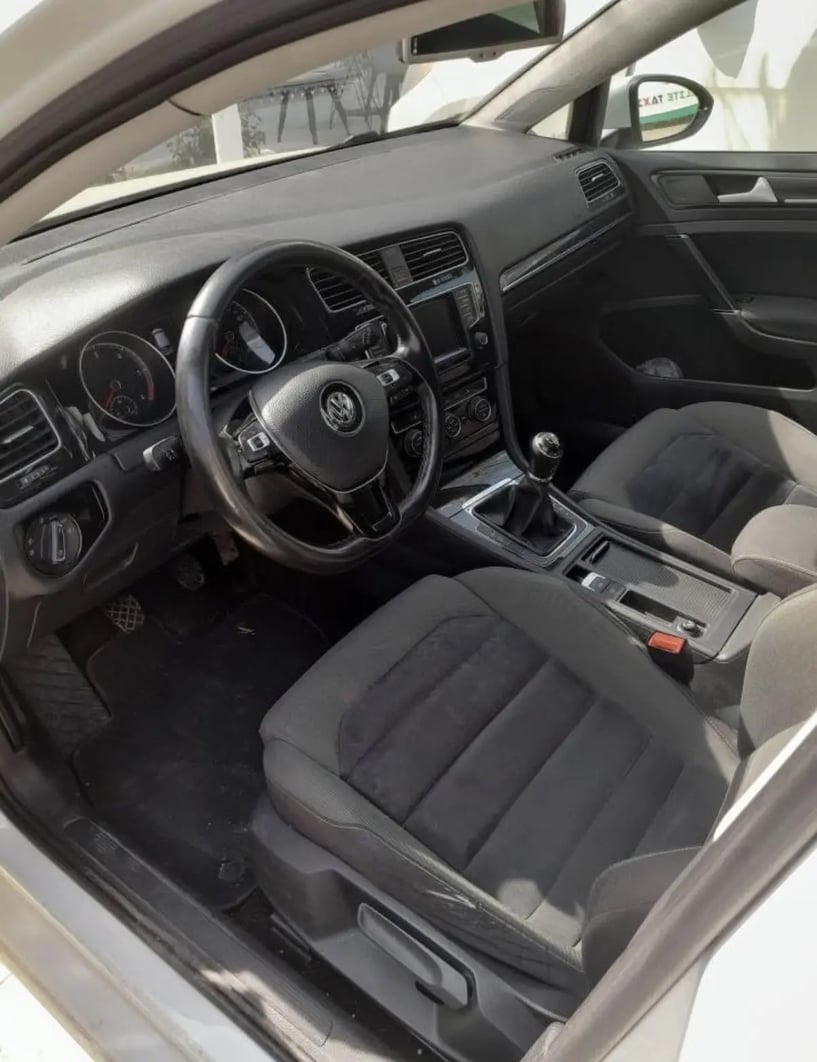 Rent a car in Tirana