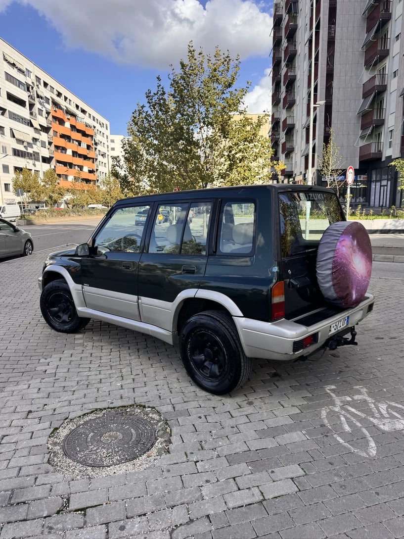 Rent a car in Tirana