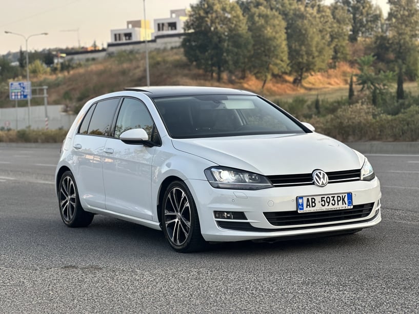Rent a car in Tirana