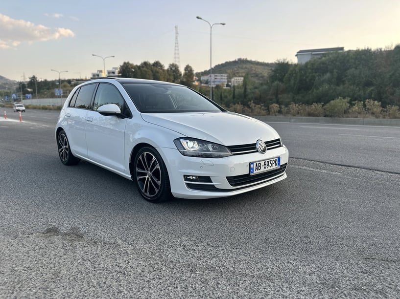 Rent a car in Tirana