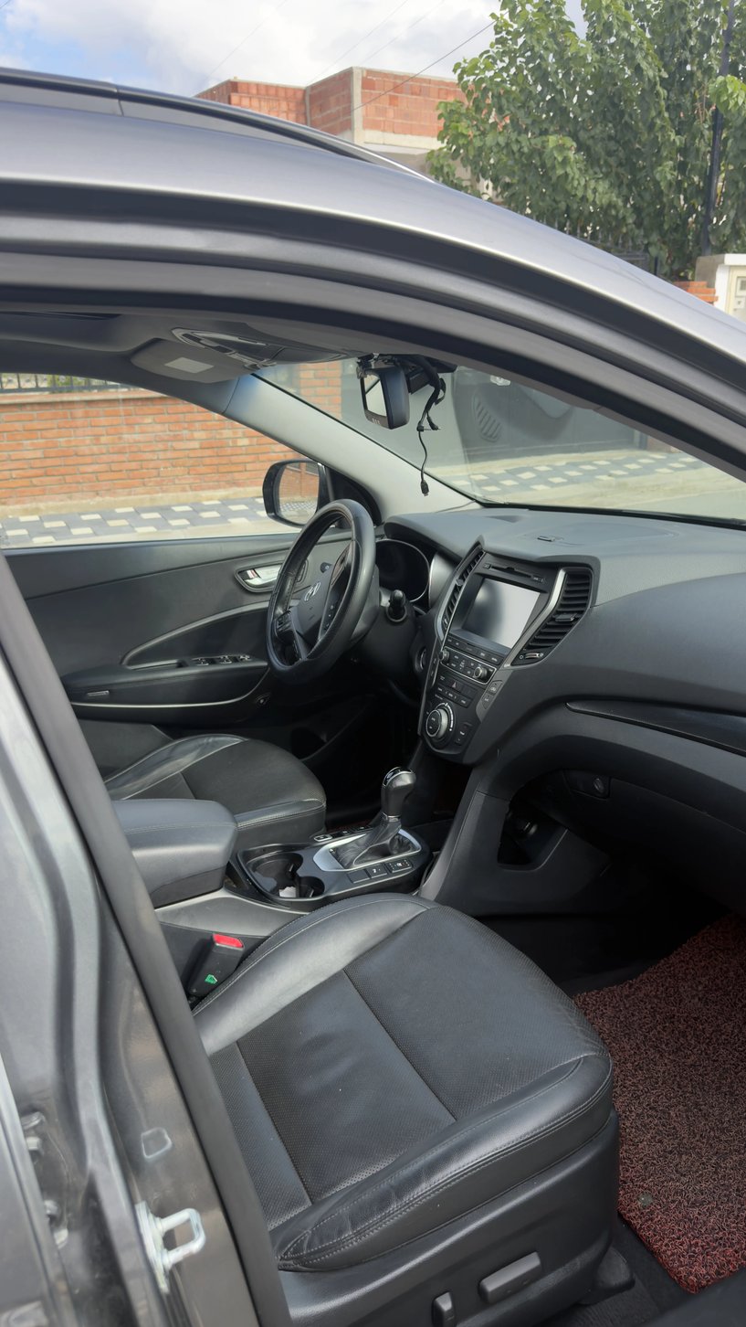 Rent a car in Tirana