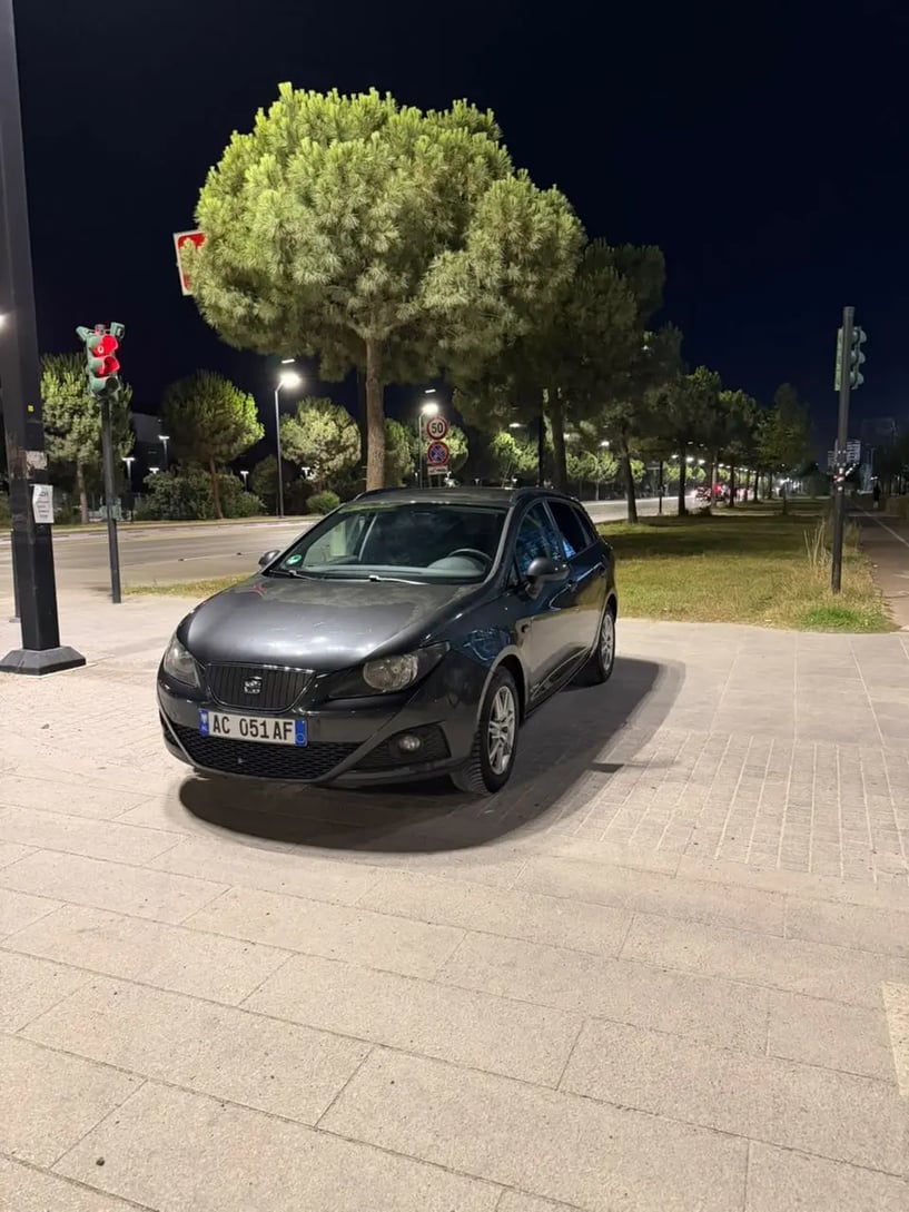 Rent a car in Tirana