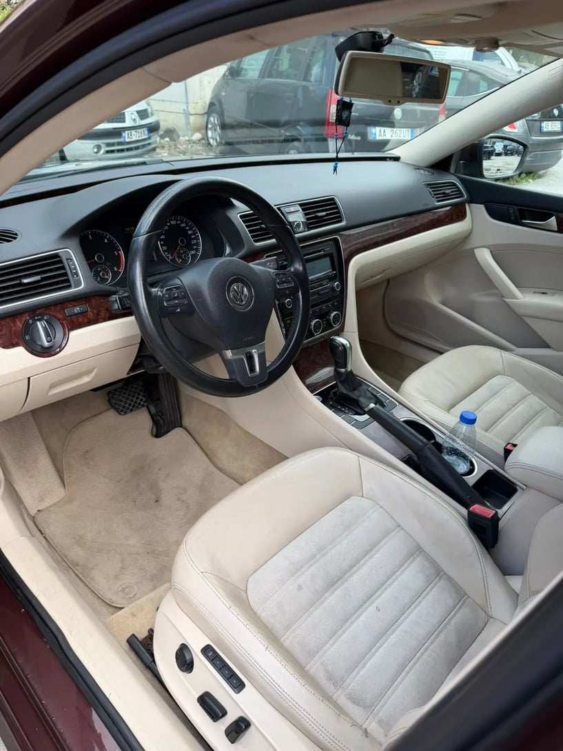 Rent a car in Tirana