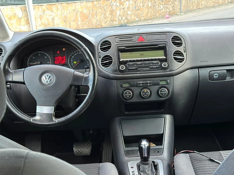 Louer une voiture à Tirana
