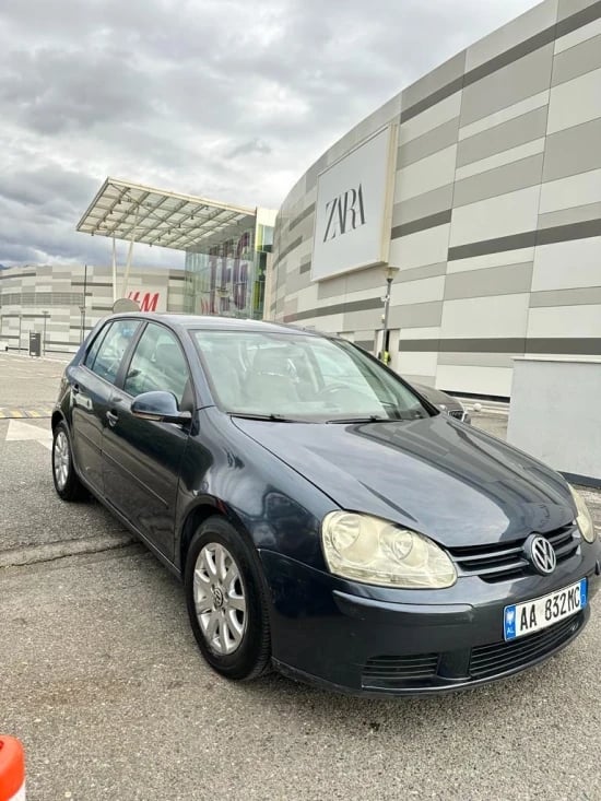 Rent a car in Tirana