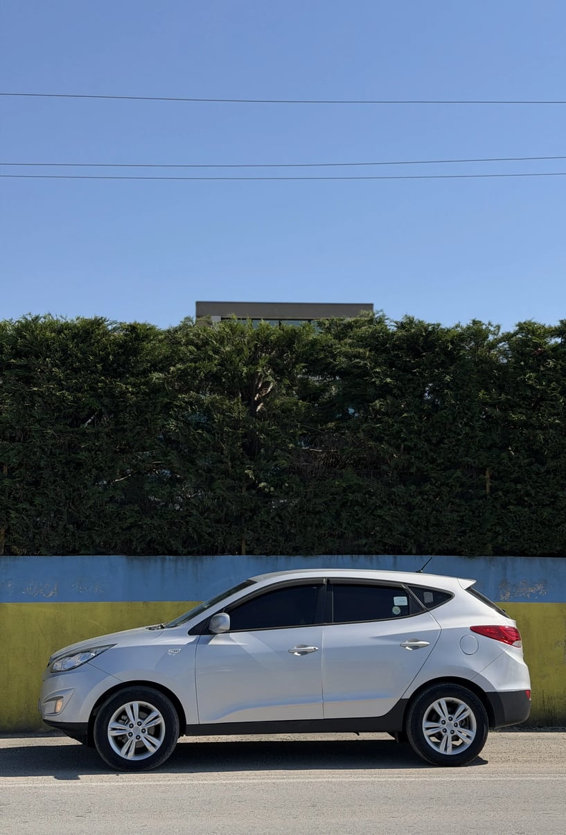 Merrni me qira një makinë në Tirana