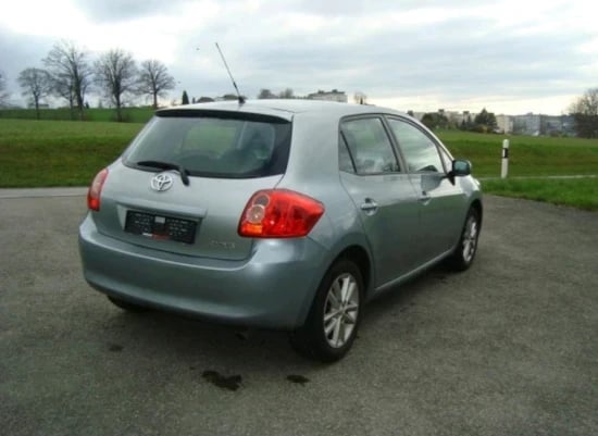 Louer une voiture à Tirana