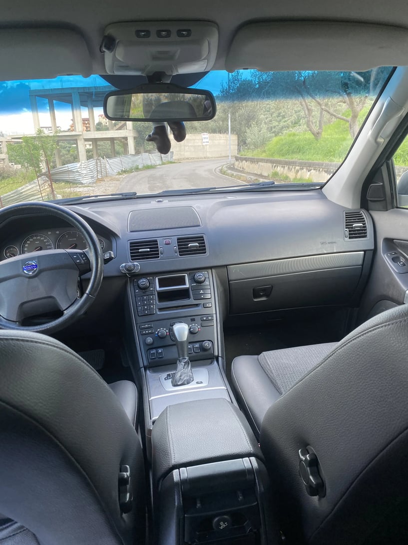 Rent a car in Tirana