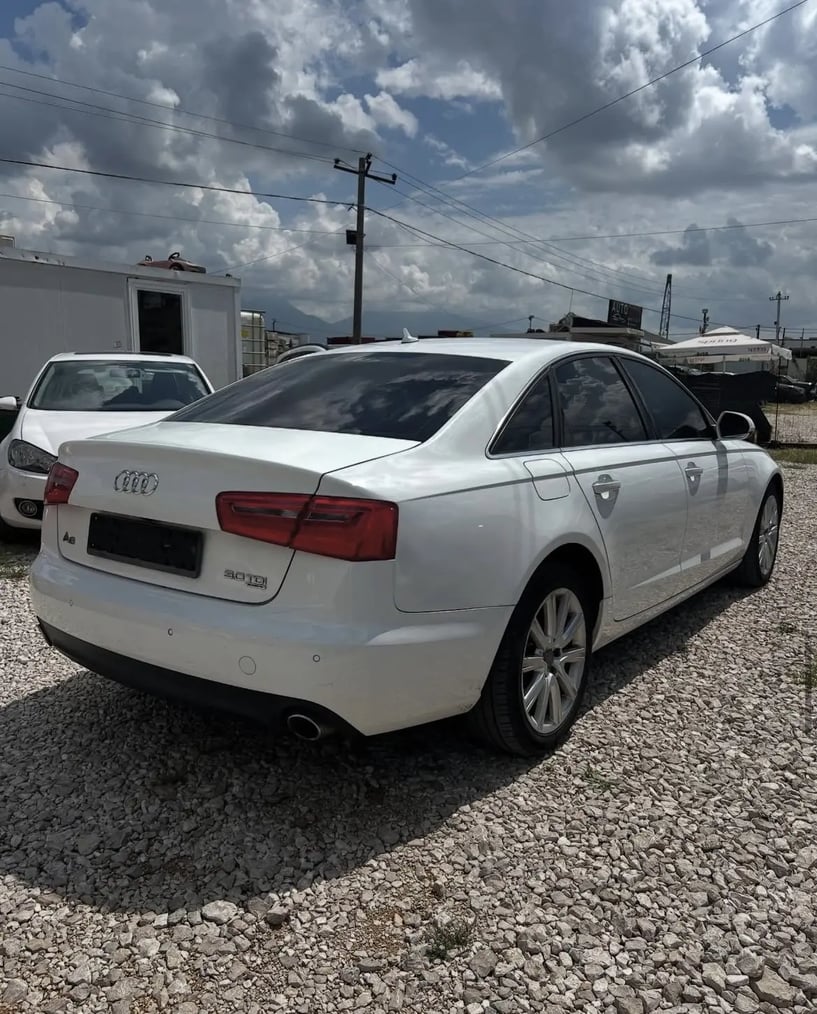 Rent a car in Tirana