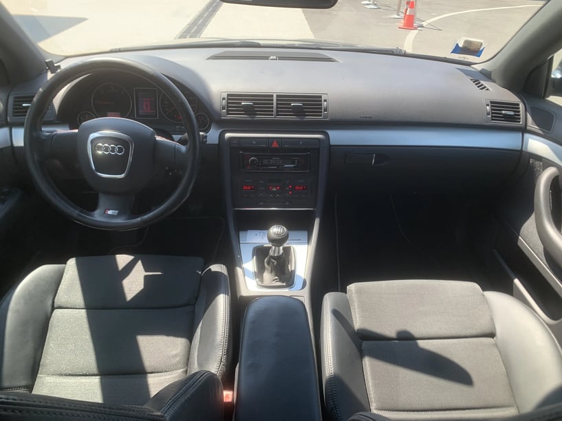 Wynajmij samochód w Tirana