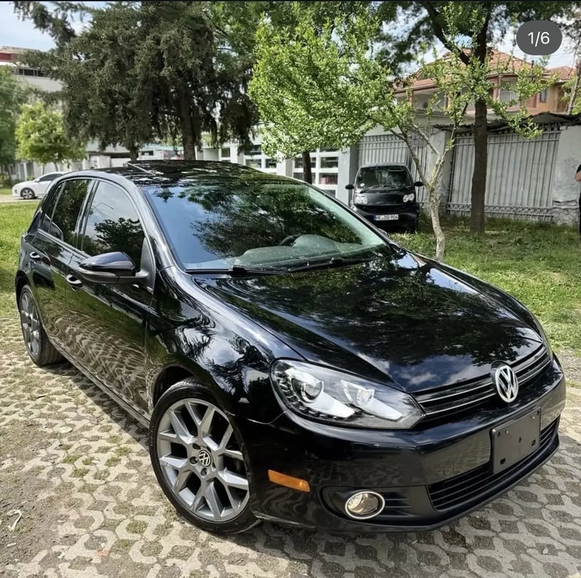 Rent a car in Tirana