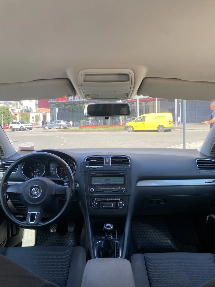 Rent a car in Tirana