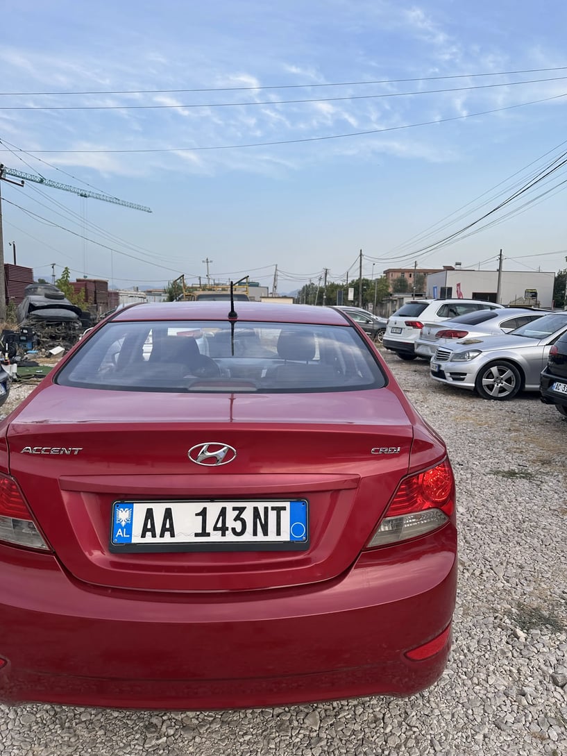 Wynajmij samochód w Tirana