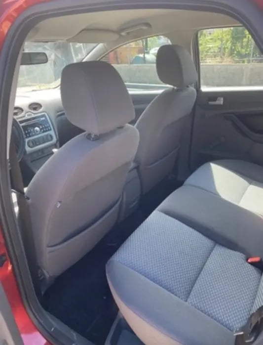 Merrni me qira një makinë në Tirana