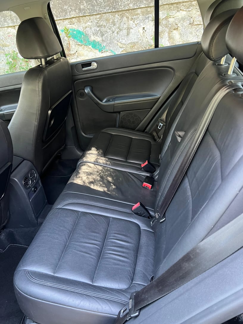 Rent a car in Elbasan