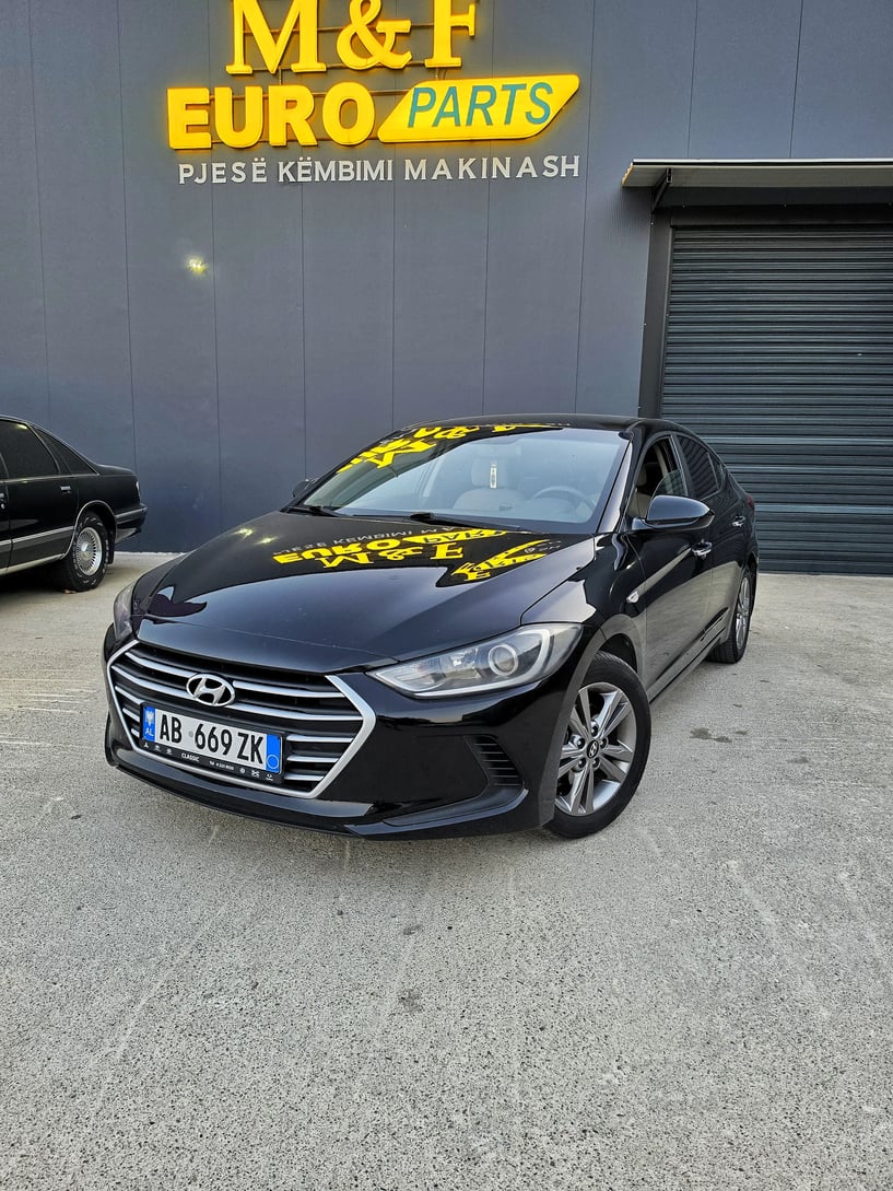 Alquila un coche en Durrës