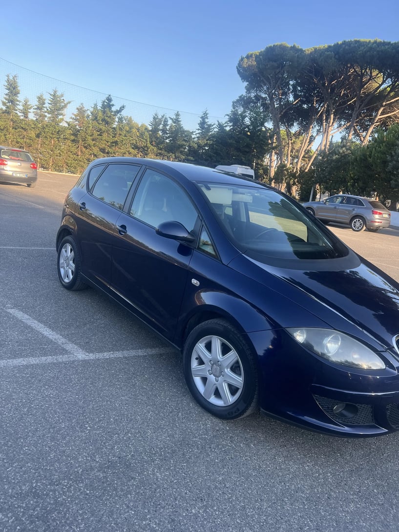 Rent a car in Tirana