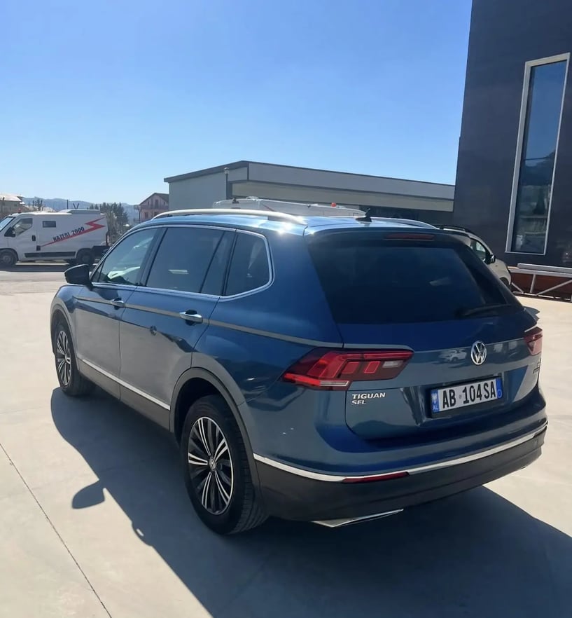 Louer une voiture à Tirana