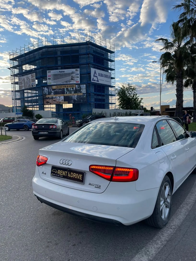 Louer une voiture à Tirana